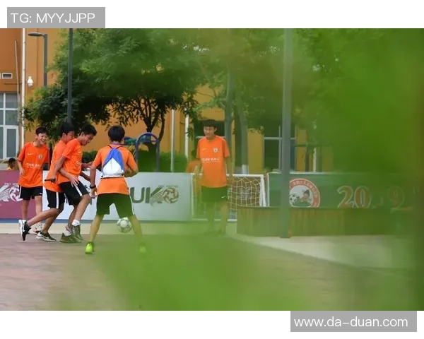 足球记错女的奇妙旅程与她的梦想追逐之路